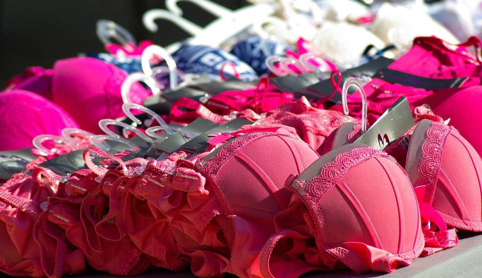Can Wearing a Bra Cause Breast Cancer? #BreastCancer # ...