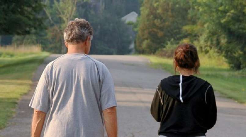 Fathers may pass ovarian cancer risk to daughters