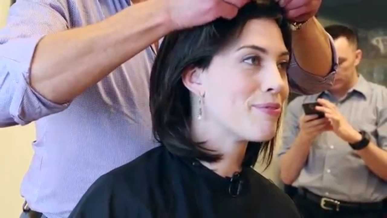 The Wigging: Breast cancer patient shaves head before ...